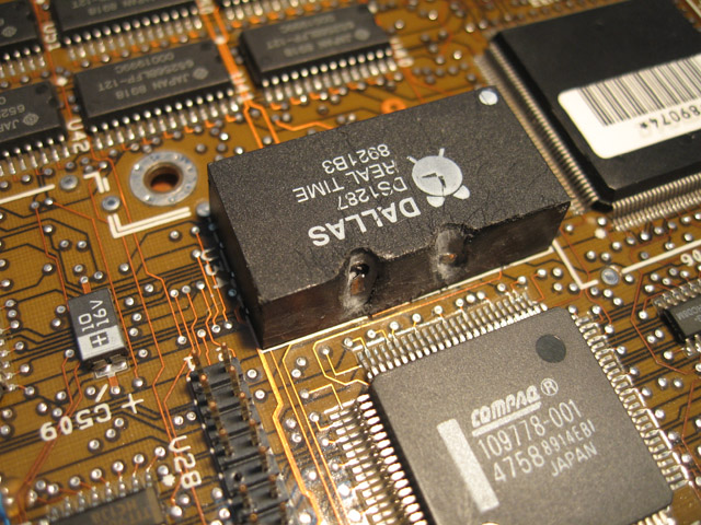 2009-12-06-terminals-exposed-in-dallas-chip.jpg