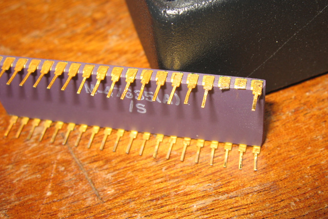 Opps. Look Ma, no pins!