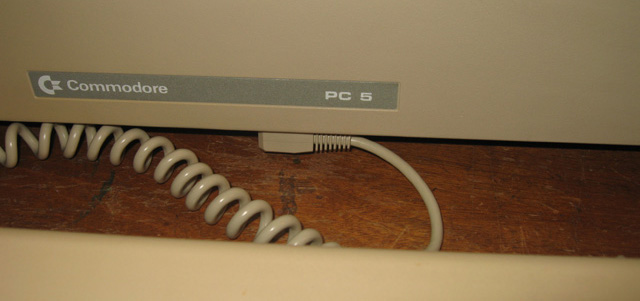 PC-5 keyboard plug