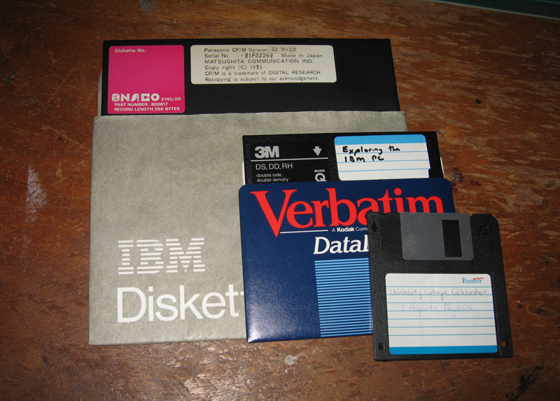 Floppy disk size comparison