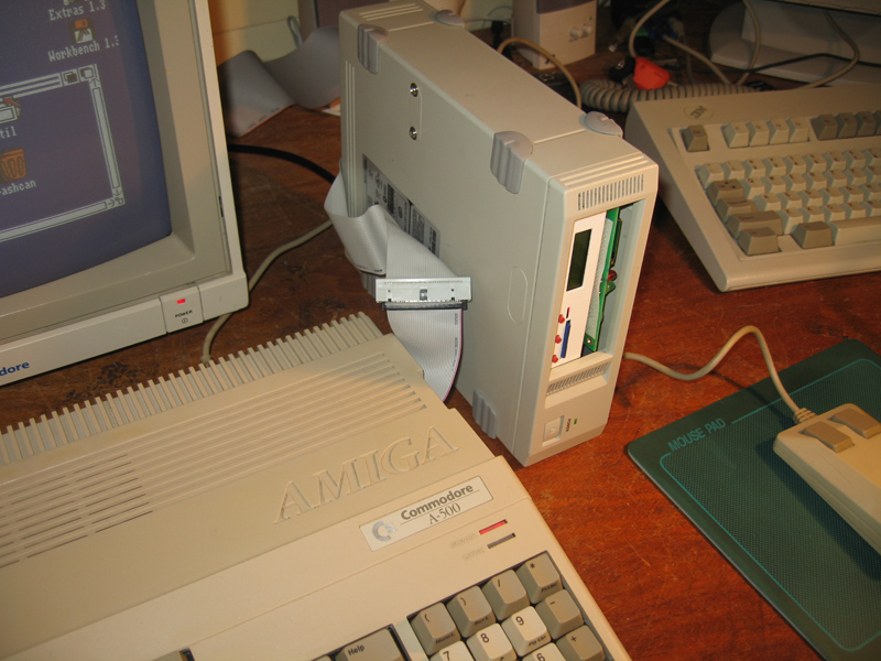 Amiga connected to HxC in case