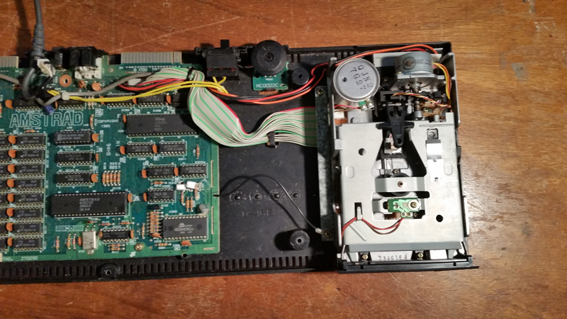 Naked Amstrad CPC6128