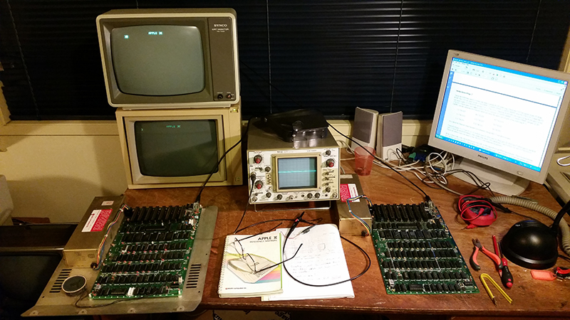 Apple II+ test rig compare with clone